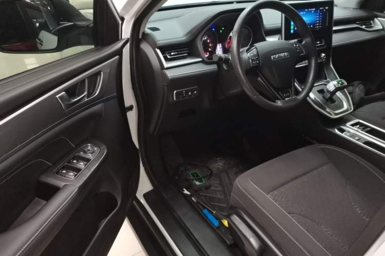 Used Haval M6 2023 PLUS 1.5T DCT Elite Smart Connectivity Model Driver Seat