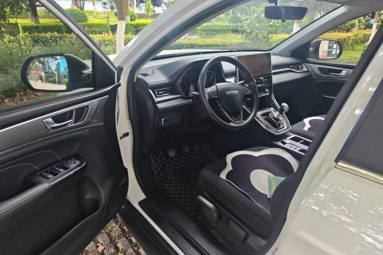 Used Haval M6 2023 PLUS 1.5T Manual Elite Smart Connectivity Model Driver Seat