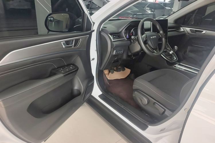 Used Haval M6 2023 PLUS 1.5T Manual Elite Smart Connectivity Model Driver Seat