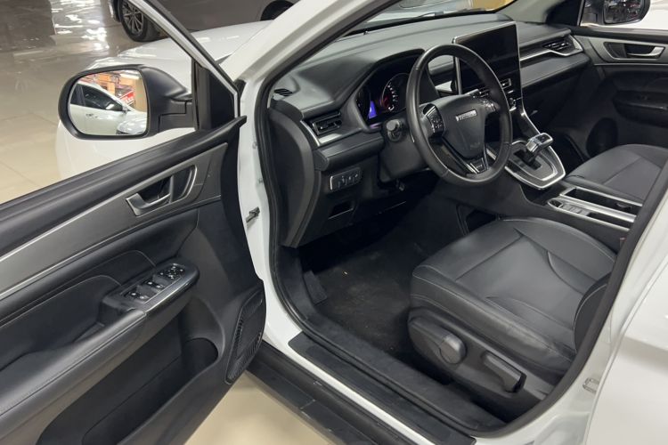 Used Haval M6 2023 PLUS 1.5T DCT Luxury Smart Connectivity Model Driver Seat