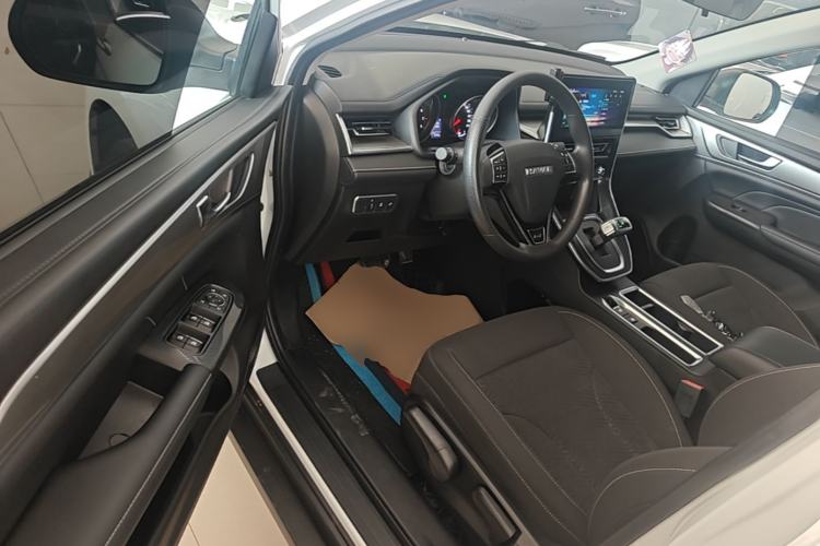 Used Haval M6 2023 PLUS 1.5T DCT Elite Smart Connectivity Model Driver Seat