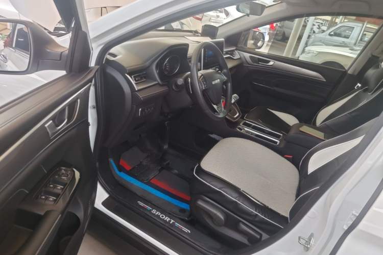 Used Haval M6 2023 PLUS 1.5T DCT Elite Smart Connectivity Model Driver Seat