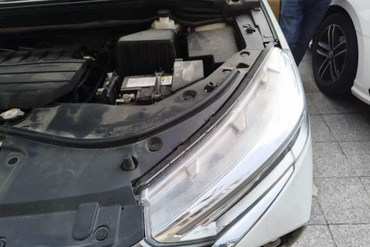 Used Haval M6 2023 PLUS 1.5T Manual Luxury Smart Connectivity Model Engine Bay Left
