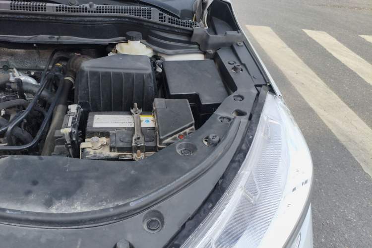 Used Haval M6 2023 PLUS 1.5T Manual Elite Smart Connectivity Model Engine Bay Left