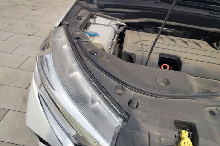 Used Haval M6 2023 PLUS 1.5T DCT Elite Smart Connectivity Model Engine Bay Right