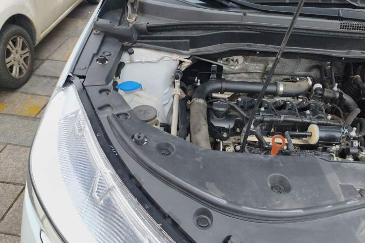 Used Haval M6 2023 PLUS 1.5T Manual Elite Smart Connectivity Model Engine Bay Right