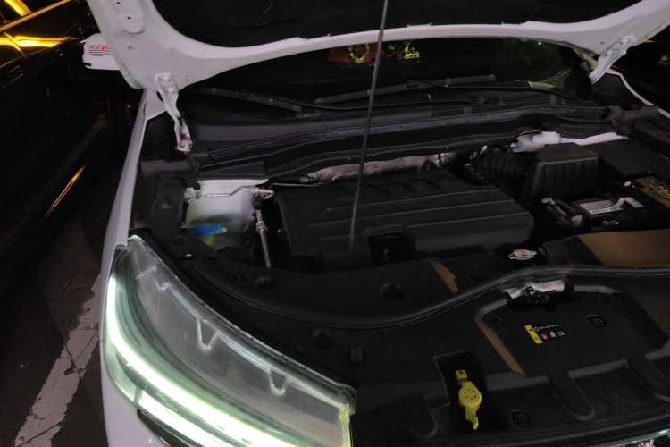 Used Haval M6 2023 PLUS 1.5T DCT Elite Smart Connectivity Model Engine Bay Right