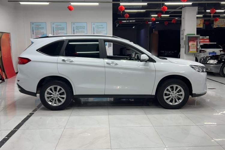 Used Haval M6 2023 PLUS 1.5T DCT Luxury Smart Connectivity Model Exterior 1