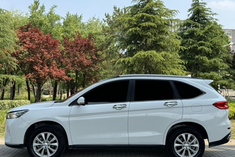 Used Haval M6 2023 PLUS 1.5T DCT Luxury Smart Connectivity Model Exterior 1