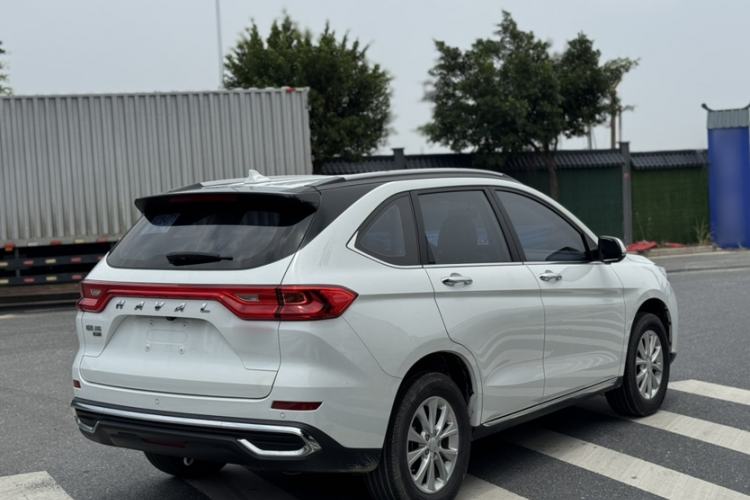 Used Haval M6 2023 PLUS 1.5T DCT Luxury Smart Connectivity Model Exterior 2