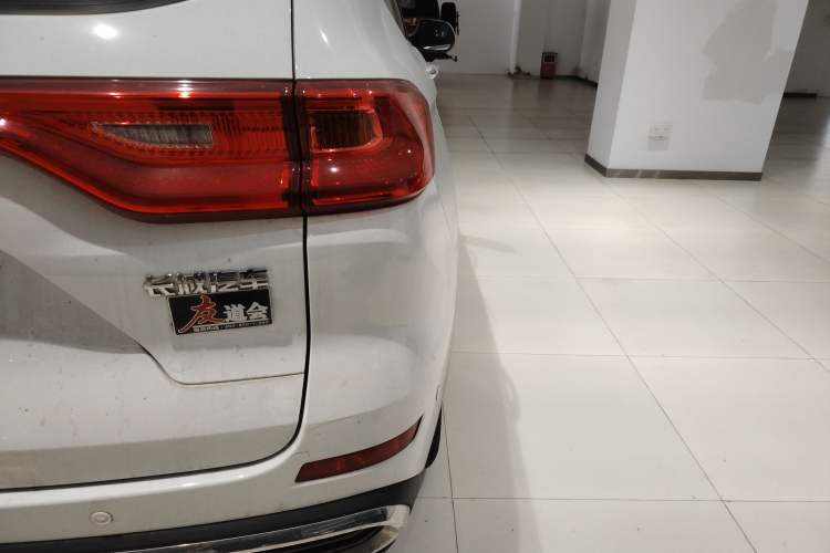 Used Haval M6 2023 PLUS 1.5T DCT Elite Smart Connectivity Model Exterior 3