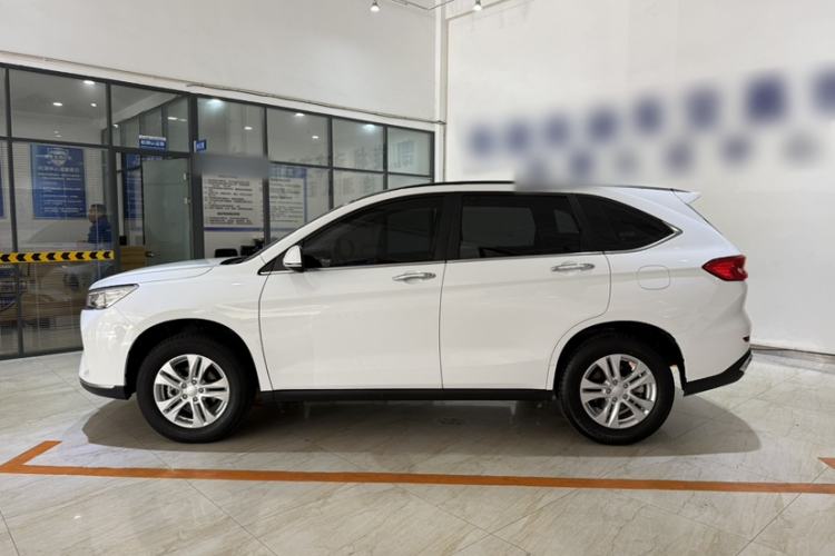 Used Haval M6 2023 PLUS 1.5T Manual Elite Smart Connectivity Model Exterior 3