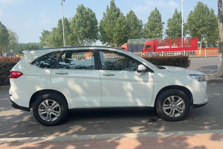 Used Haval M6 2023 PLUS 1.5T Manual Elite Smart Connectivity Model Exterior 3