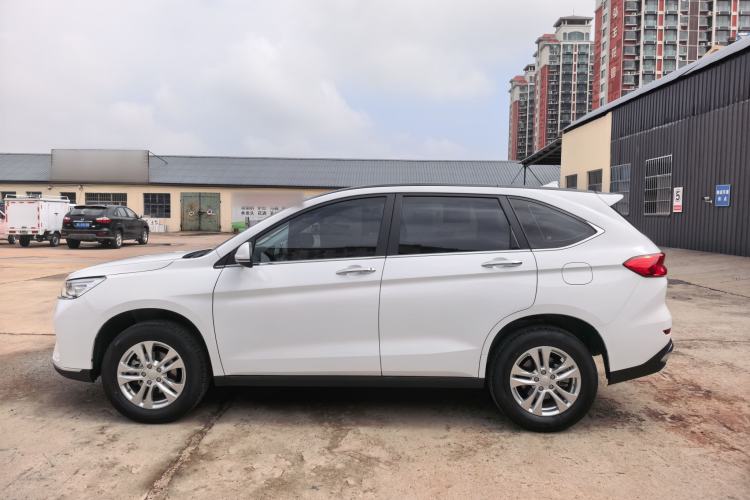 Used Haval M6 2023 PLUS 1.5T Manual Elite Smart Connectivity Model Exterior 3