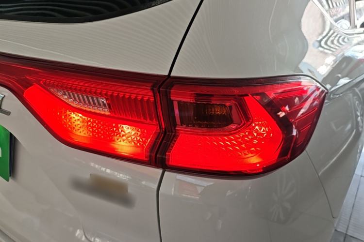 Used Haval M6 2023 PLUS 1.5T Manual Elite Smart Connectivity Model Exterior 3