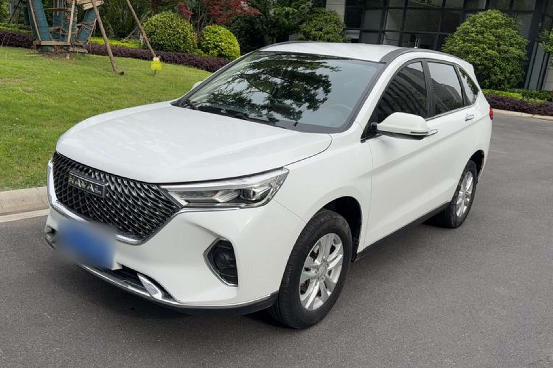 Used Haval M6 2023 PLUS 1.5T DCT Elite Smart Connectivity Model Exterior 4