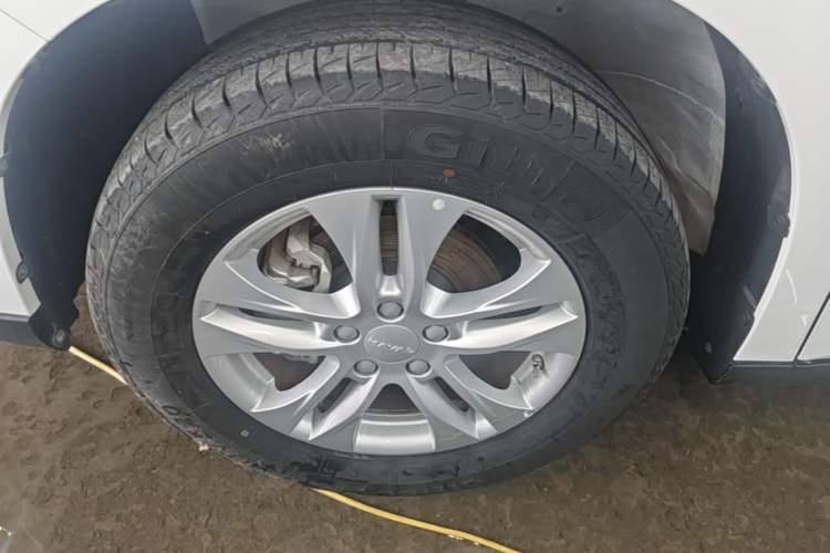 Used Haval M6 2023 PLUS 1.5T DCT Elite Smart Connectivity Model Exterior 4