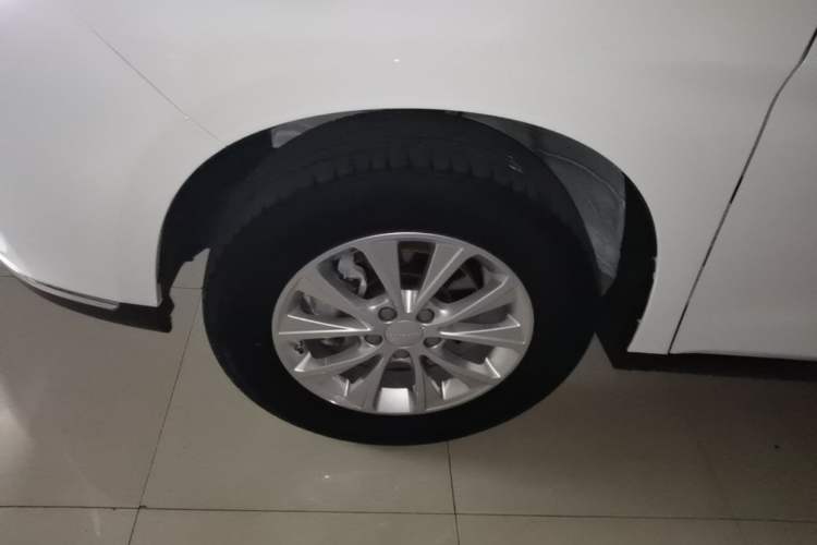 Used Haval M6 2023 PLUS 1.5T DCT Luxury Smart Connectivity Model Exterior 4