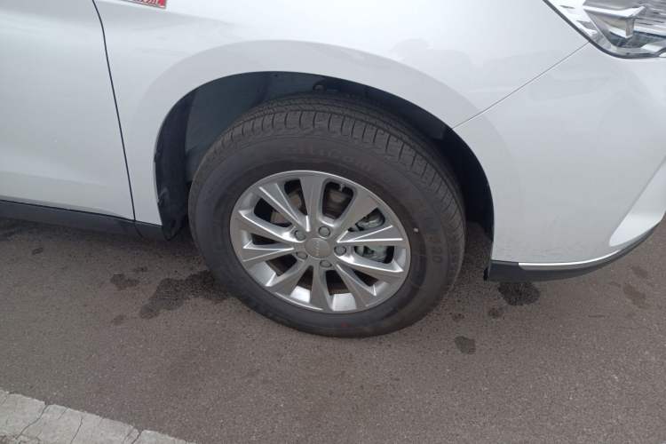 Used Haval M6 2023 PLUS 1.5T Manual Luxury Smart Connectivity Model Exterior 4