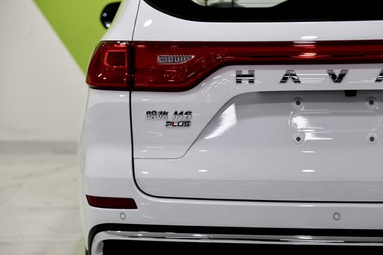 Used Haval M6 2023 PLUS 1.5T DCT Luxury Smart Connectivity Model Exterior 5