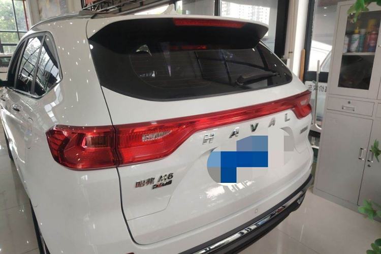 Used Haval M6 2023 PLUS 1.5T DCT Luxury Smart Connectivity Model Exterior 5
