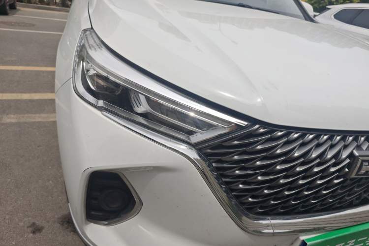 Used Haval M6 2023 PLUS 1.5T DCT Elite Smart Connectivity Model Exterior 6
