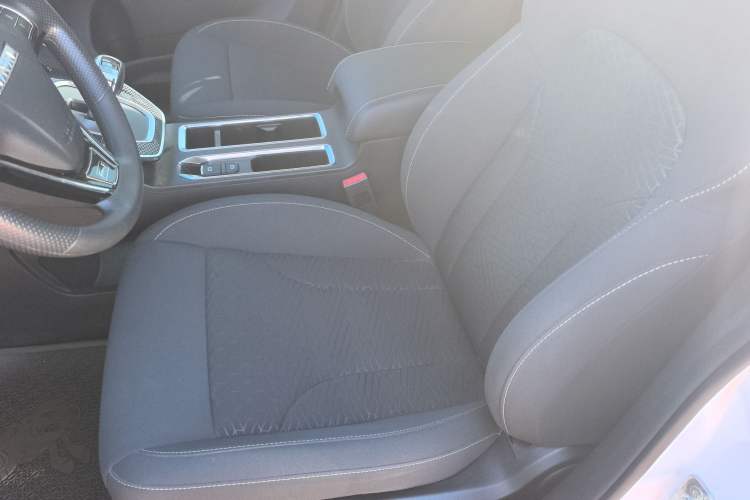 Used Haval M6 2023 PLUS 1.5T DCT Elite Smart Connectivity Model Exterior 7