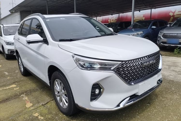 Used Haval M6 2023 PLUS 1.5T Manual Luxury Smart Connectivity Model Front Right 45 Deg