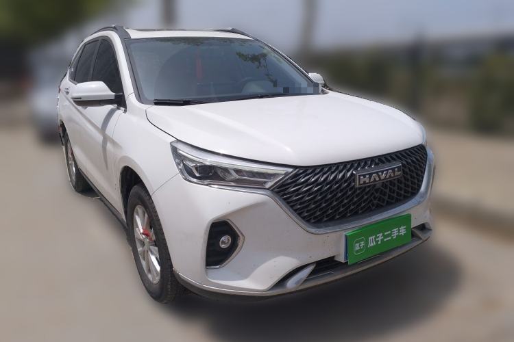 Used Haval M6 2023 PLUS 1.5T Manual Luxury Smart Connectivity Model Front Right 45 Deg