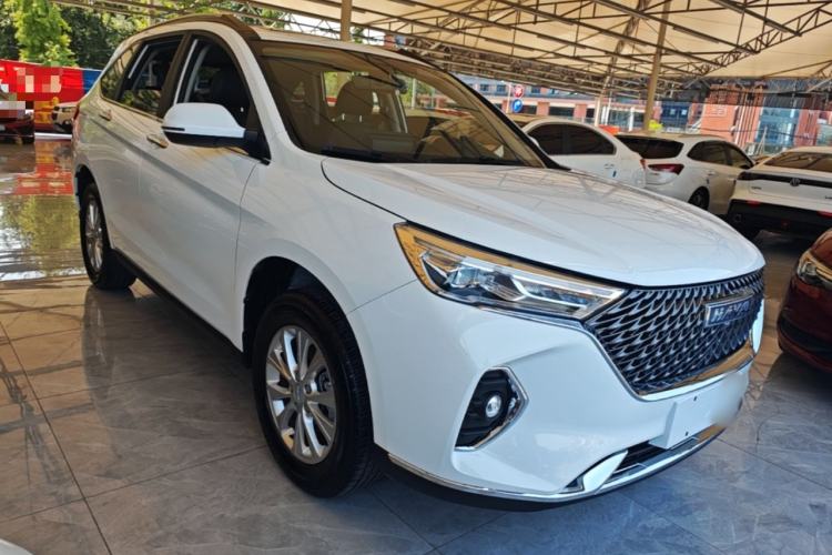 Used Haval M6 2023 PLUS 1.5T DCT Luxury Smart Connectivity Model Front Right 45 Deg