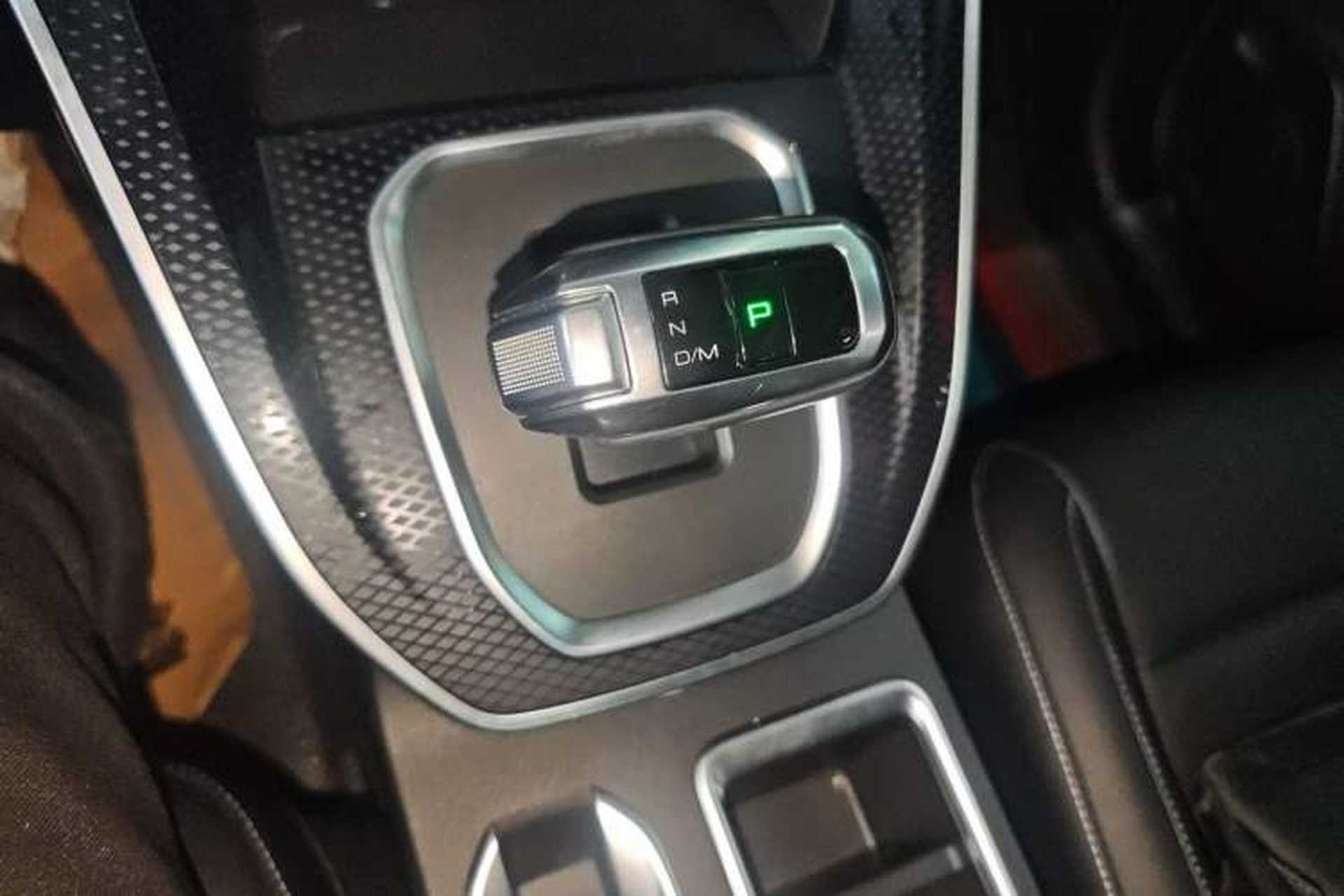 Used Haval M6 2023 PLUS 1.5T DCT Luxury Smart Connectivity Model Gear Lever