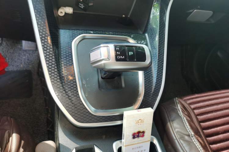 Used Haval M6 2023 PLUS 1.5T DCT Elite Smart Connectivity Model Gear Lever
