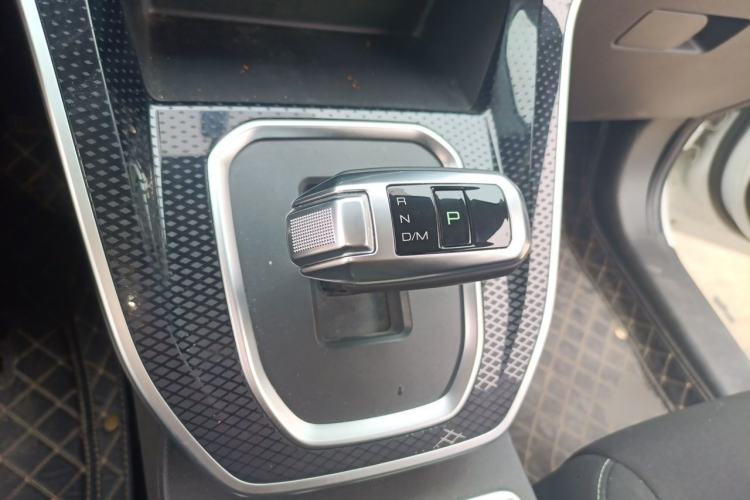 Used Haval M6 2023 PLUS 1.5T DCT Elite Smart Connectivity Model Gear Lever