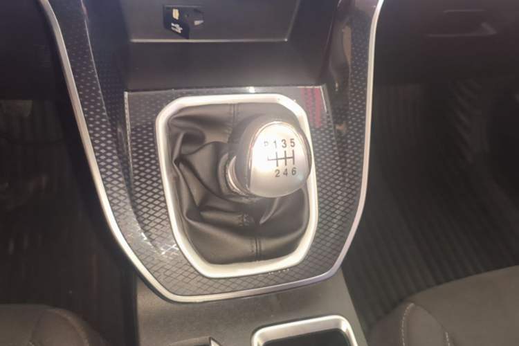 Used Haval M6 2023 PLUS 1.5T Manual Elite Smart Connectivity Model Gear Lever
