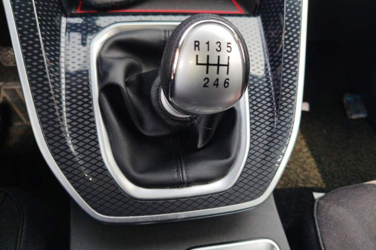 Used Haval M6 2023 PLUS 1.5T Manual Elite Smart Connectivity Model Gear Lever