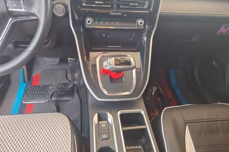 Used Haval M6 2023 PLUS 1.5T DCT Elite Smart Connectivity Model Gear Lever