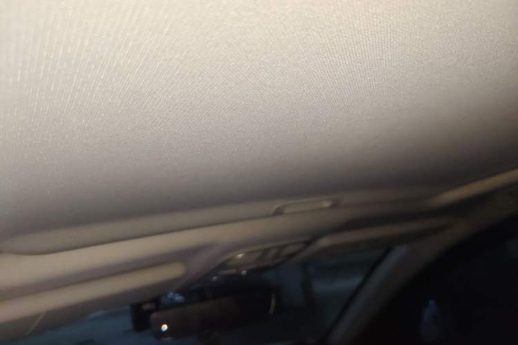 Used Haval M6 2023 PLUS 1.5T Manual Luxury Smart Connectivity Model Headliner