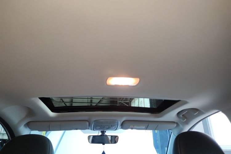 Used Haval M6 2023 PLUS 1.5T DCT Luxury Smart Connectivity Model Headliner