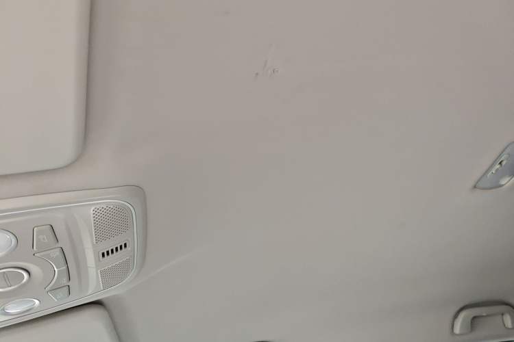 Used Haval M6 2023 PLUS 1.5T DCT Elite Smart Connectivity Model Headliner