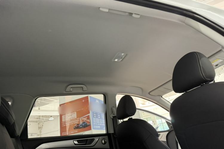 Used Haval M6 2023 PLUS 1.5T Manual Elite Smart Connectivity Model Headliner