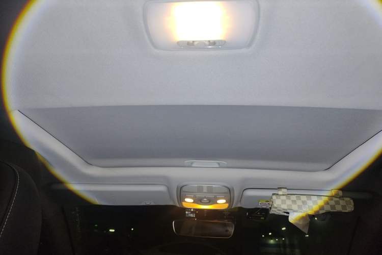 Used Haval M6 2023 PLUS 1.5T DCT Luxury Smart Connectivity Model Headliner