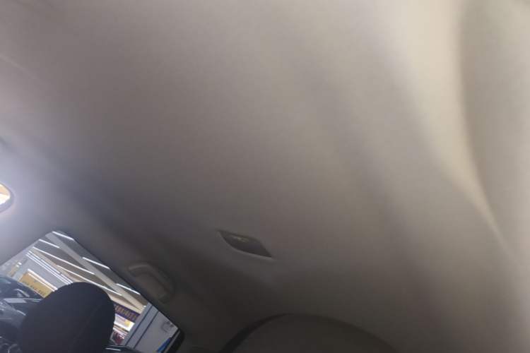 Used Haval M6 2023 PLUS 1.5T Manual Elite Smart Connectivity Model Headliner