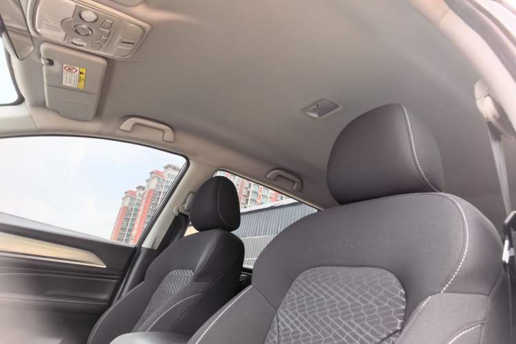 Used Haval M6 2023 PLUS 1.5T Manual Elite Smart Connectivity Model Headliner