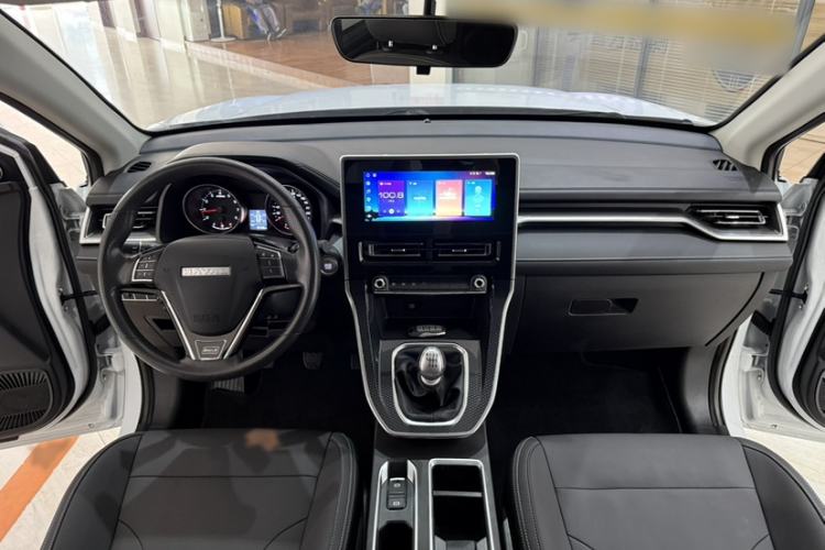 Used Haval M6 2023 PLUS 1.5T Manual Elite Smart Connectivity Model Interior 1