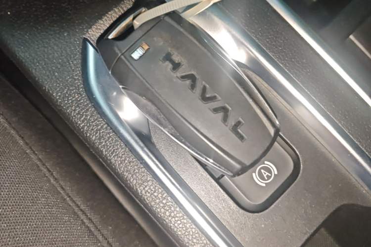 Used Haval M6 2023 PLUS 1.5T DCT Elite Smart Connectivity Model Interior 1