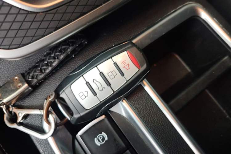 Used Haval M6 2023 PLUS 1.5T DCT Luxury Smart Connectivity Model Interior 1