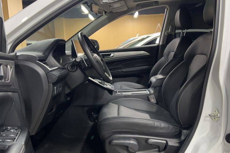 Used Haval M6 2023 PLUS 1.5T DCT Luxury Smart Connectivity Model Interior 1