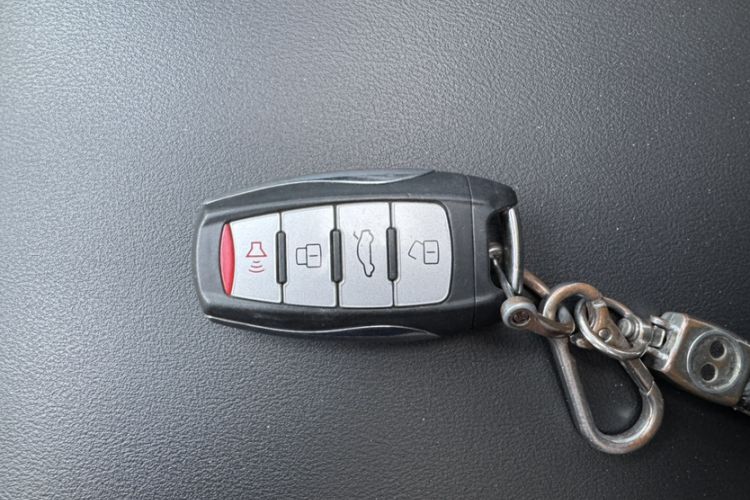 Used Haval M6 2023 PLUS 1.5T DCT Luxury Smart Connectivity Model Interior 2