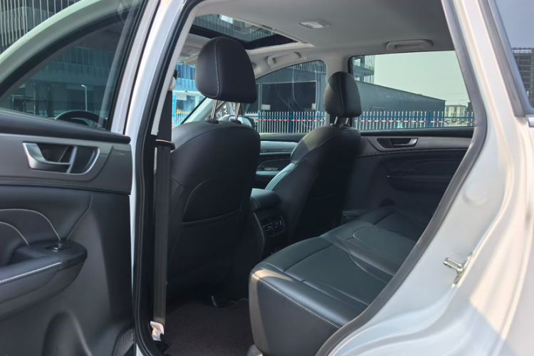 Used Haval M6 2023 PLUS 1.5T DCT Luxury Smart Connectivity Model Interior 2