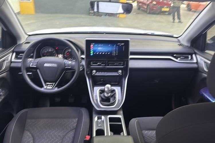 Used Haval M6 2023 PLUS 1.5T Manual Elite Smart Connectivity Model Interior 2